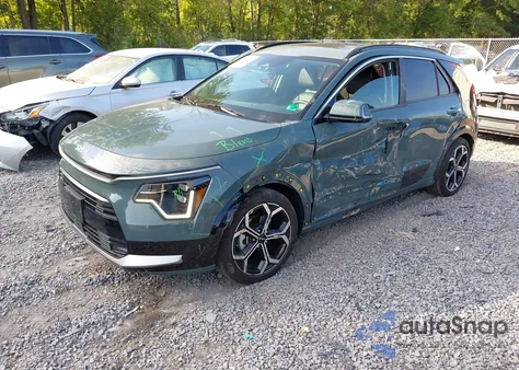 2023 Kia Niro Sx Touring z USA, uszkodzony, nr VIN KNDCT3LE0P5045269
